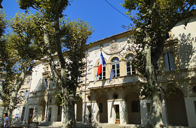 town hall saint rémy de provence